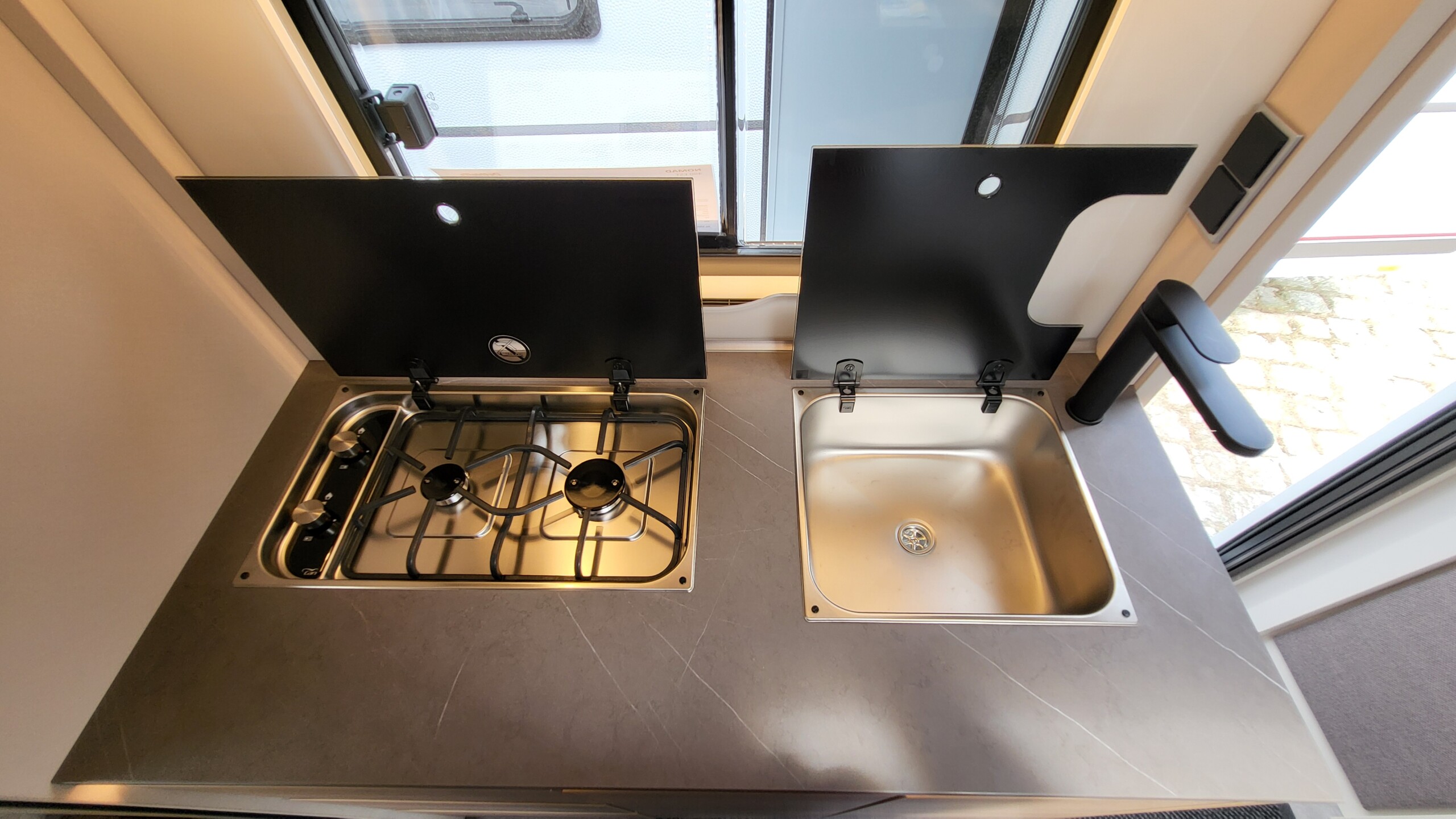 Dethleffs Nomad 490 EST – Bild 10