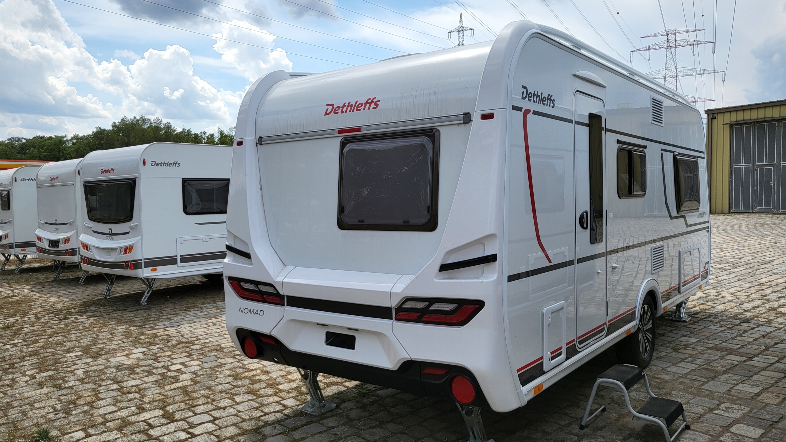 Dethleffs Nomad 490 EST – Bild 2