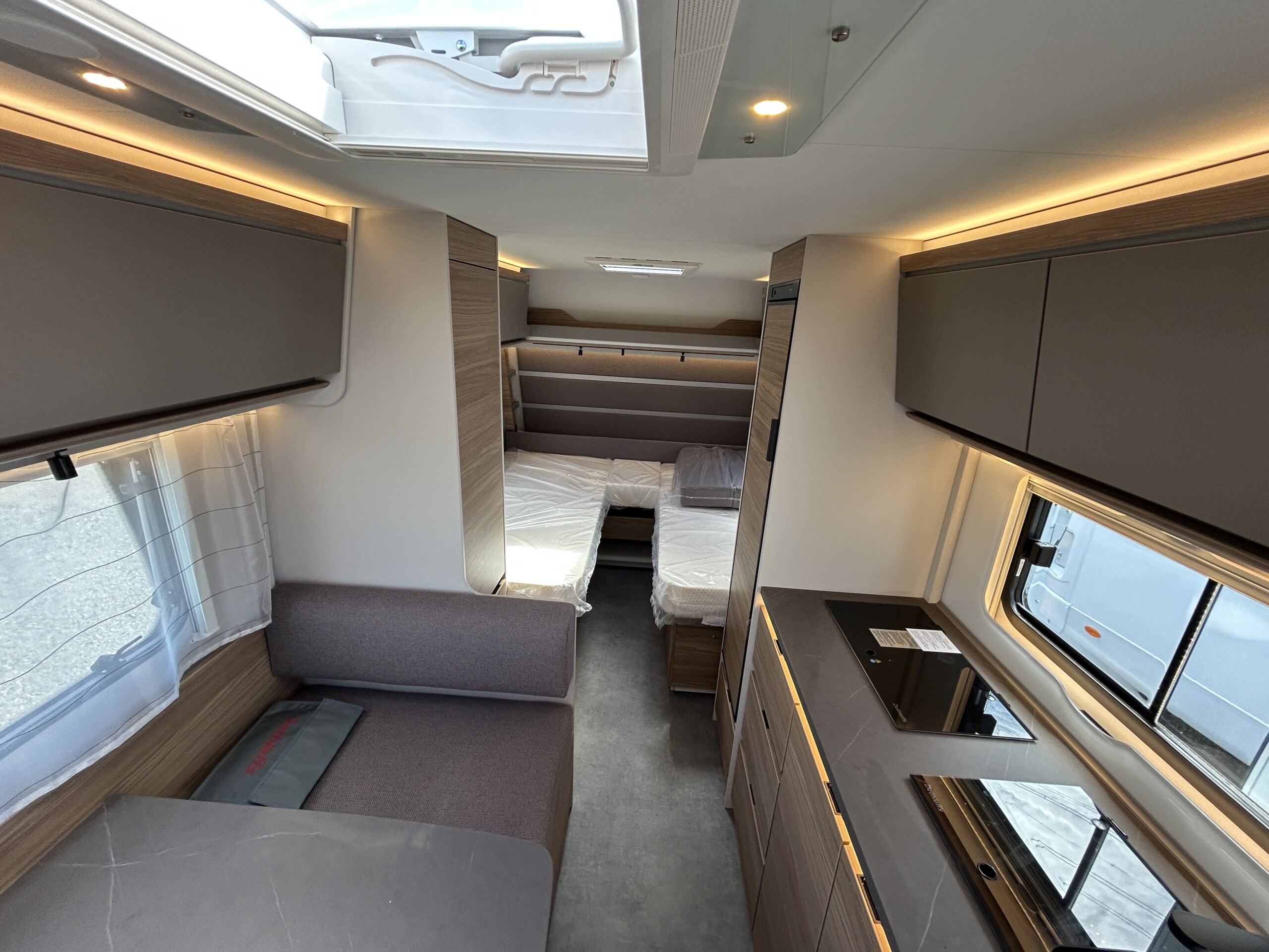 Dethleffs Nomad 490 EST – Bild 2