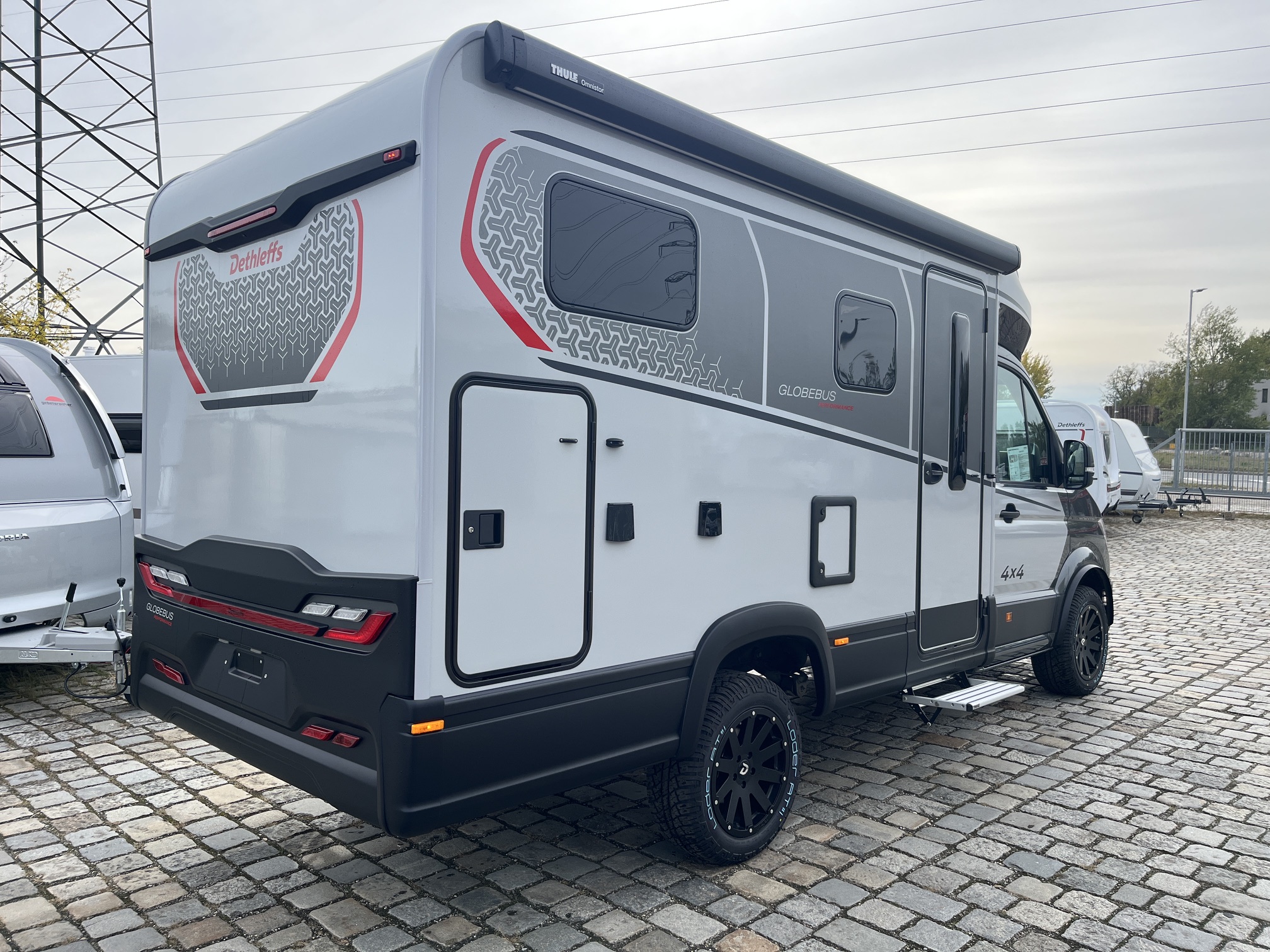 Dethleffs Globebus Performance 4x4 T 16 mit Automatik – Bild 2