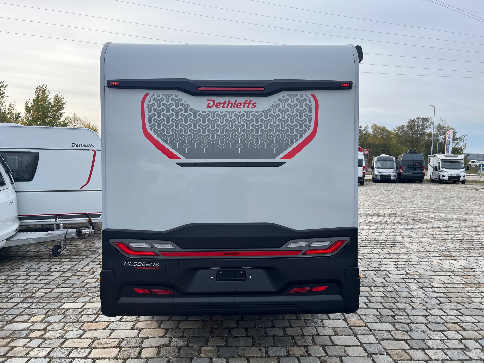 Dethleffs Globebus Performance 4x4 T 16 mit Automatik – Bild 3