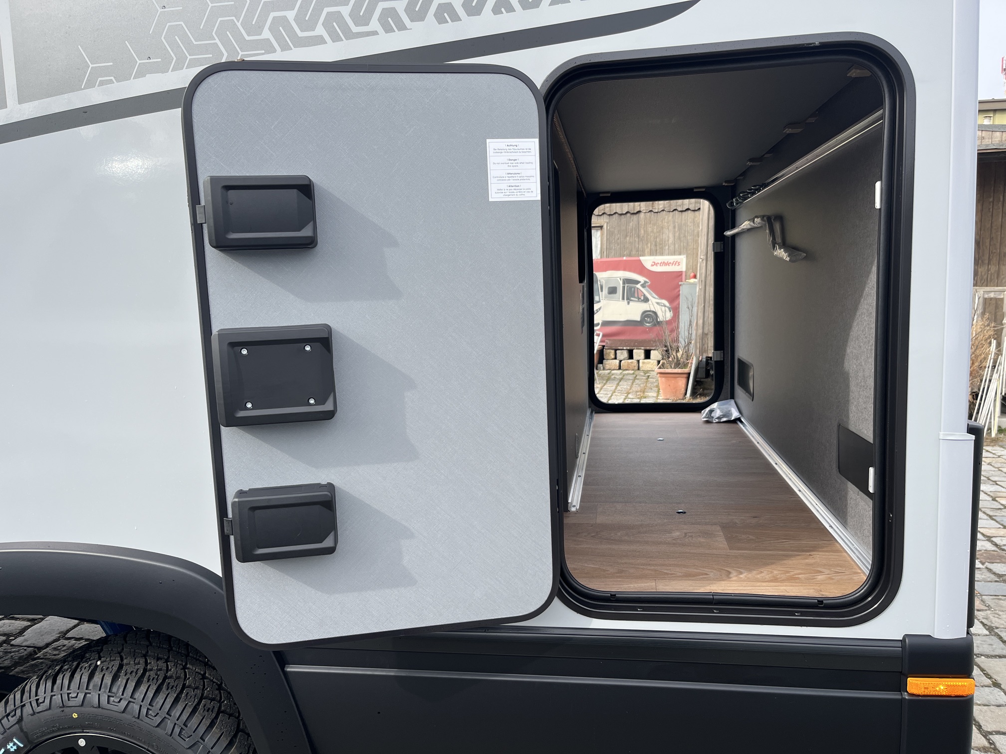 Dethleffs Globebus Performance 4x4 T 16 mit Automatik – Bild 9